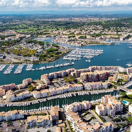 By Interhome Apartamento Agde